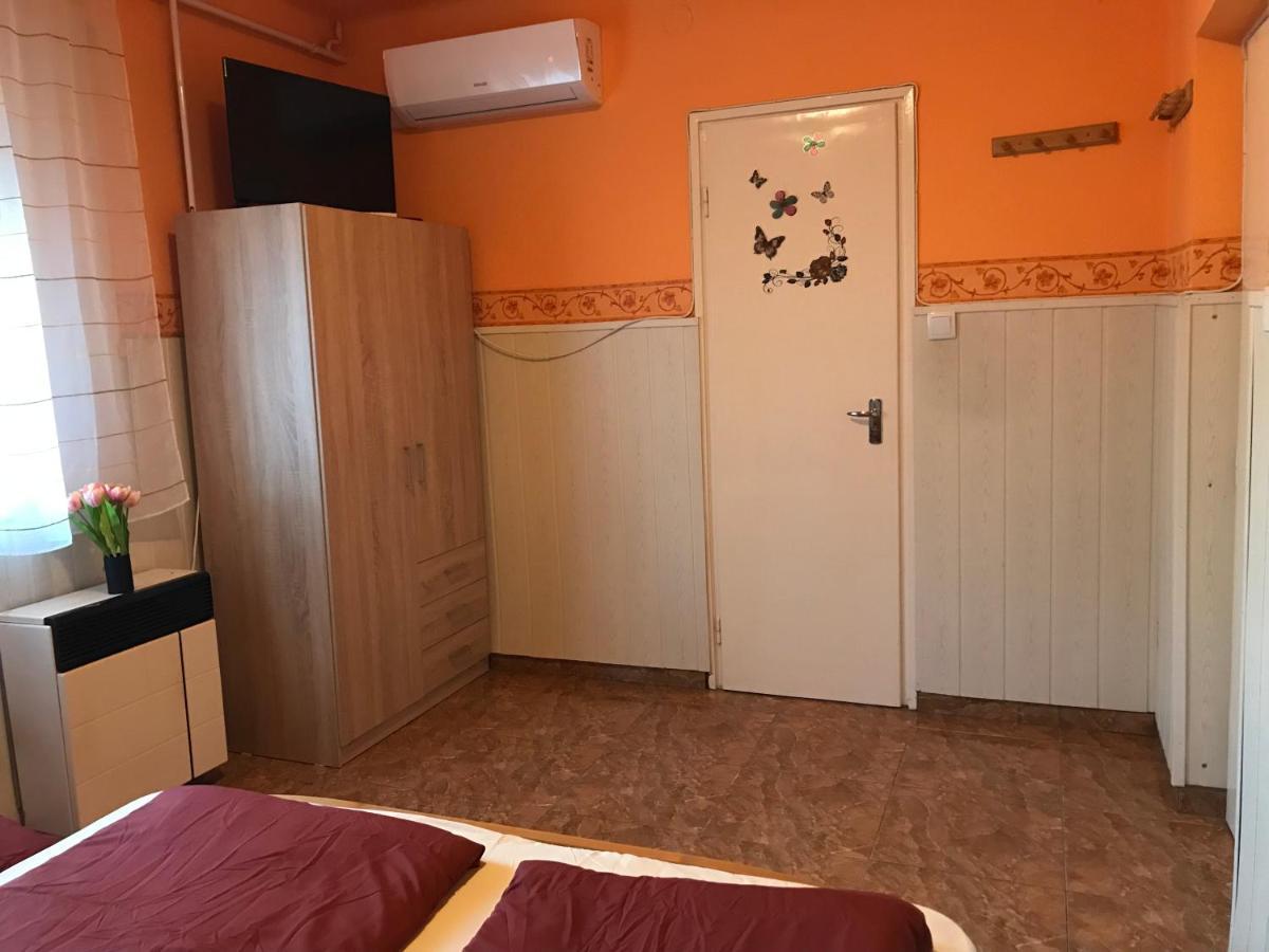 דירות Hajdúszoboszló Summer Apartman מראה חיצוני תמונה