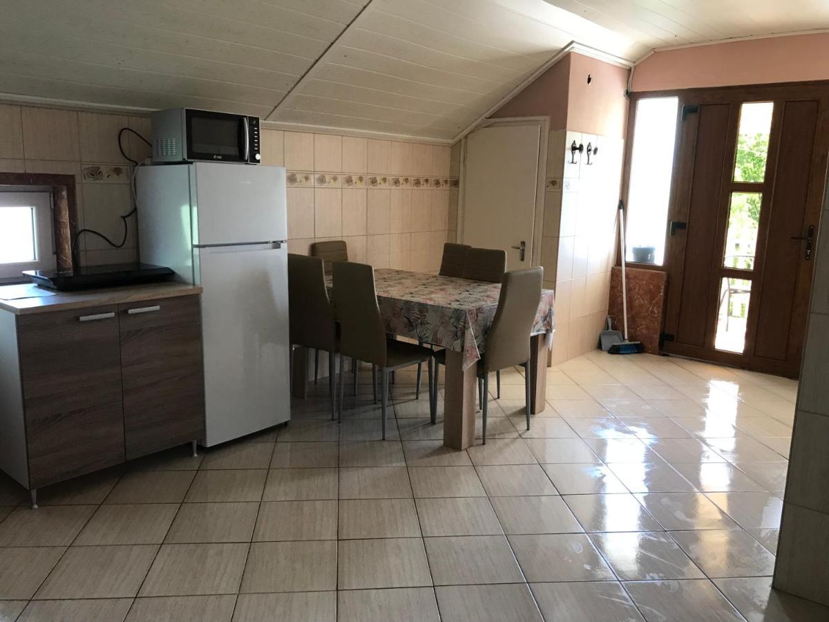 דירות Hajdúszoboszló Summer Apartman מראה חיצוני תמונה